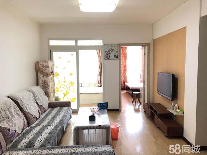 機(jī)場(chǎng)路口 沃爾瑪 大潤(rùn)發(fā)旁精裝修拎包入住保持很好有鑰匙！??！